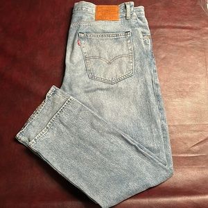 Brand new 551 Levi’s straight leg light wash